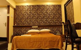 Hotel Metro Palace Bandra